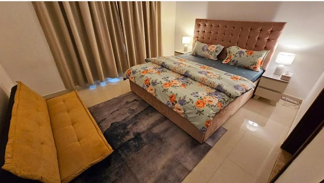 Elegant Villa Rooms In Dubai Near Airport منزل للإقامة